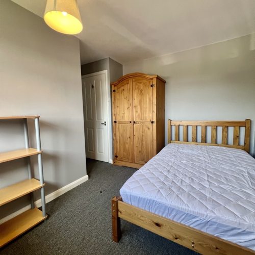 Elizabeth Road student room