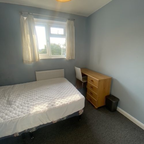 Elizabeth Road student room