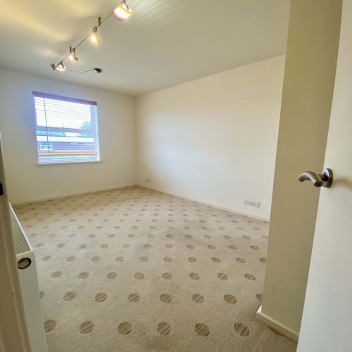 Oaklands Court double room
