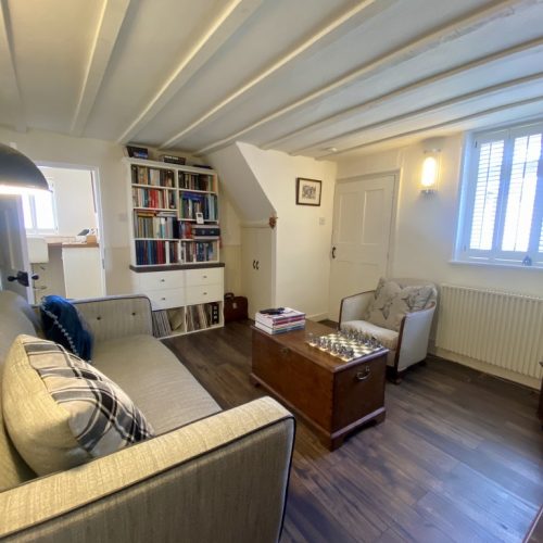 Singleton cottage