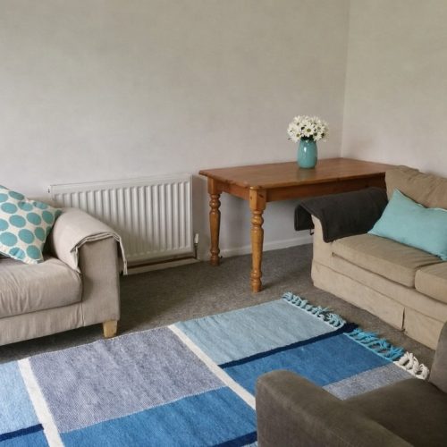 Hilary Rd Chi Uni accommodation - living room