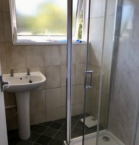 Chichester student house bathroom